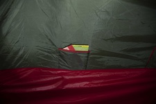 Трехместная палатка с алюминиевыми дугами High Peak Falcon 3 LW