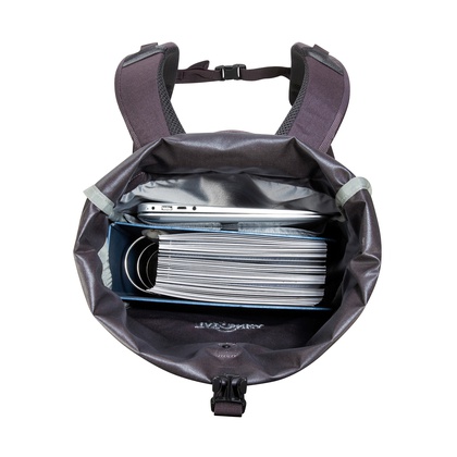 Компактная версия рюкзака Tatonka Grip Rolltop Pack 25