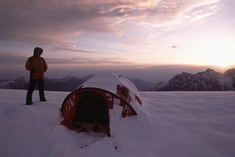 Экспедиционная палатка с повышенной ветроустойчивостью.
 Alexika Mirage 4 Фотография 8