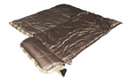 Модель, объединяющая в себе удобство спальника-одеяла с подголовником и простого одеяла Alexika Siberia Wide Transformer